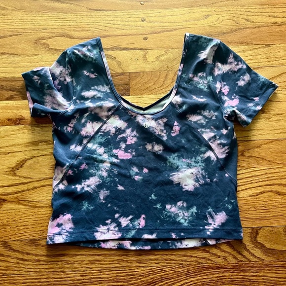 Lululemon Crop Tank Top - Tie Dye - size 8 - Picture 8 of 8